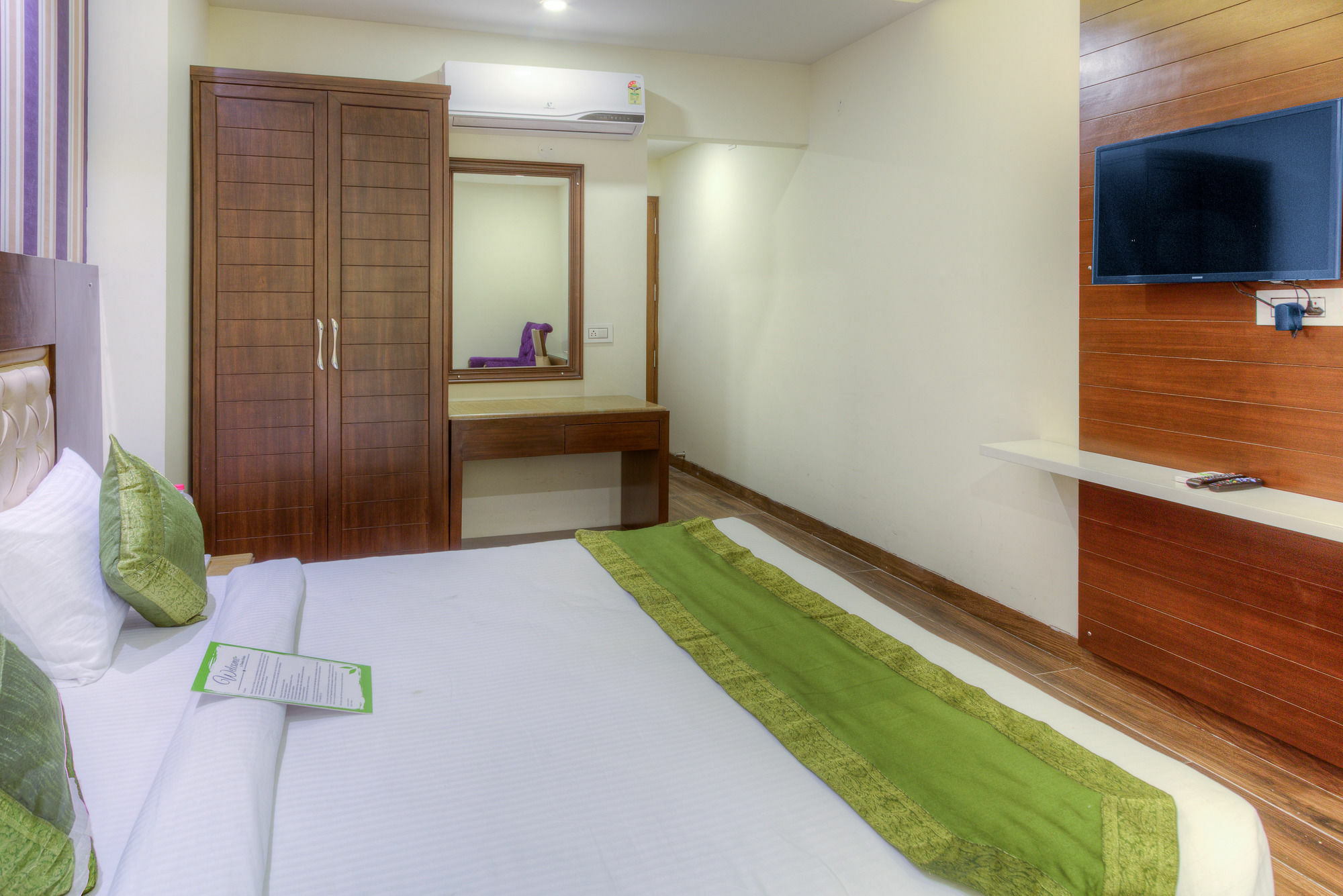 Treebo Tryst Sc Residency Zirakpur Hotel Panchkula Buitenkant foto